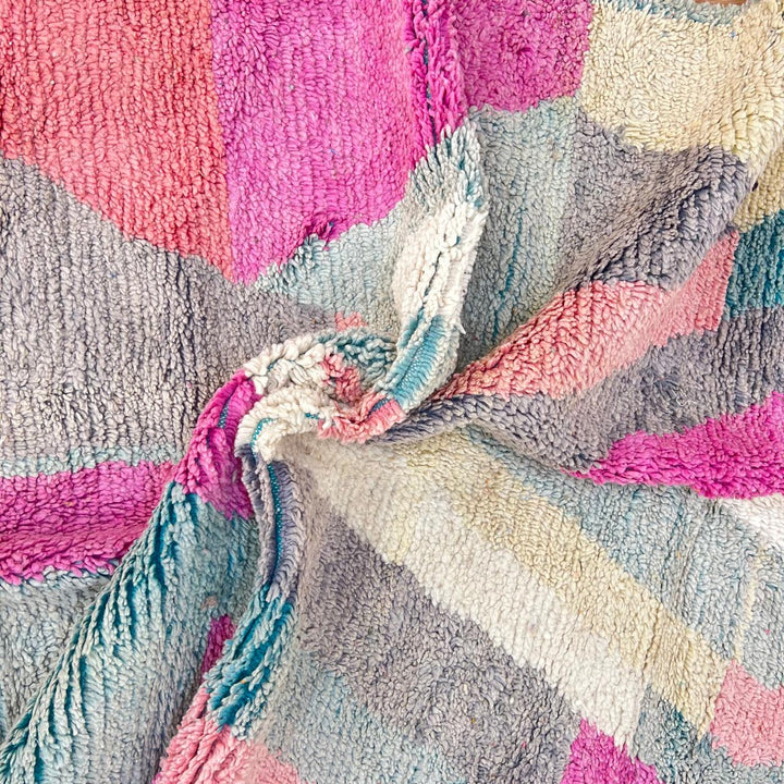 Vintage Moroccan Wool Rug 182 – handmade geometric pastel Moroccan rug in pink, teal, and beige tones (268 × 149 cm).