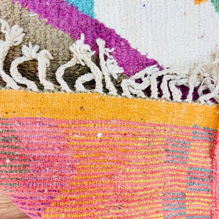 Vintage Moroccan Wool Rug – Bright Geometric Berber Design 596