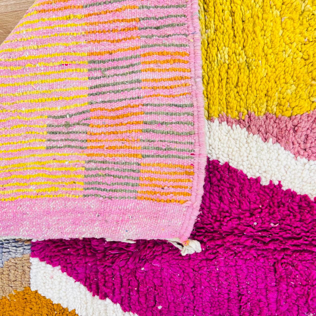 Vintage Moroccan Wool Rug – Artistic Berber Style