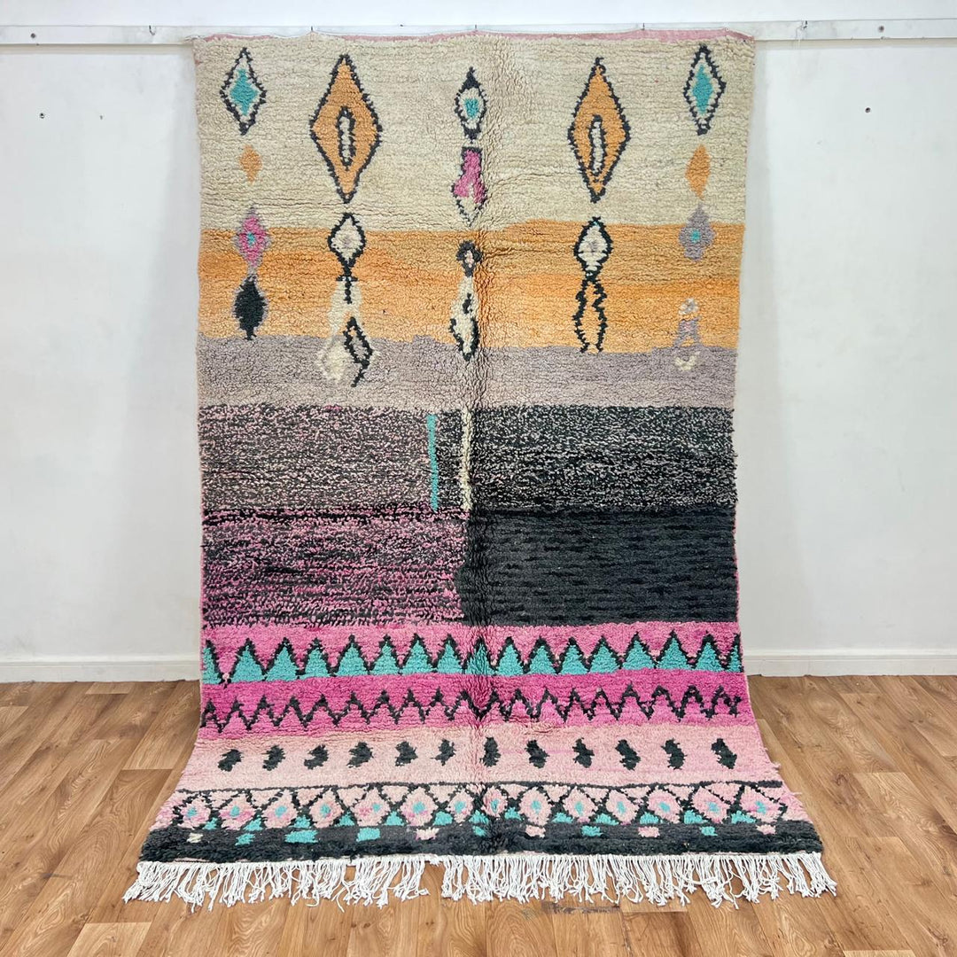 Vintage Moroccan wool rug 66 – handmade Berber carpet with pink, black, and aqua geometric patterns, 260 × 161 cm (8.53 × 5.28 ft).