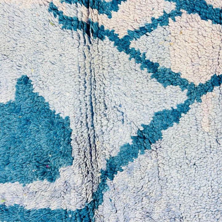 Vintage Moroccan Wool Rug – Handmade Abstract Design 717