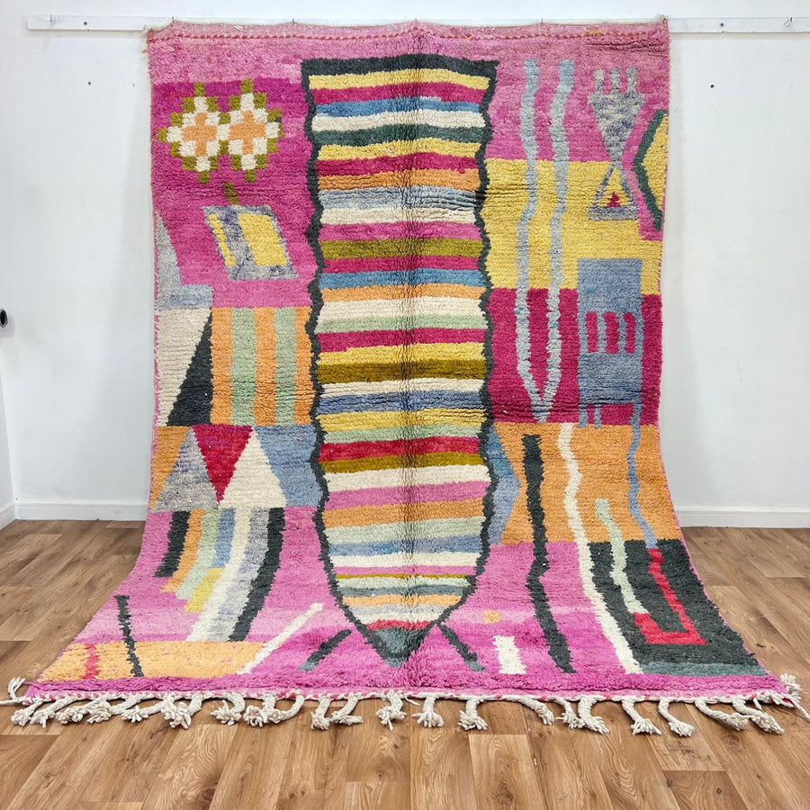 Vintage Moroccan wool rug 840 – handmade pink and yellow Berber carpet with geometric and abstract motifs (295 × 203 cm / 9.68 × 6.66 ft).