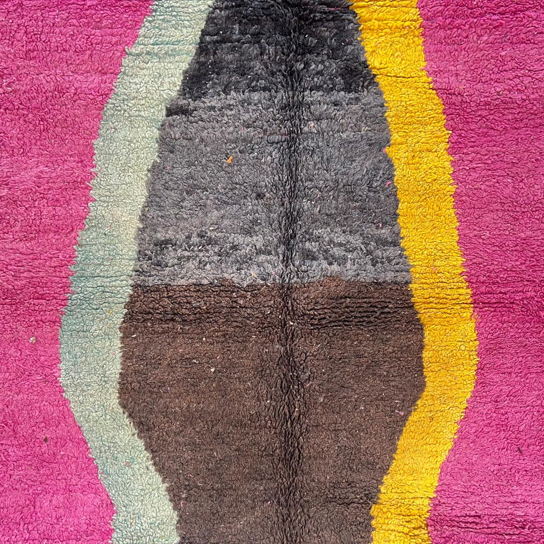 Vintage Moroccan wool rug 827 – handmade Berber carpet with pink, black, yellow and mint abstract shape. 291 × 192 cm (9.54 × 6.30 ft).
