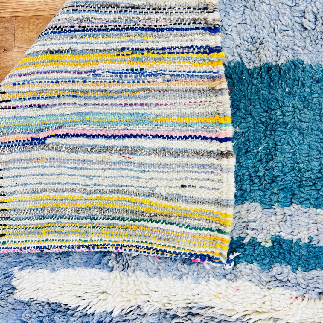 Vintage Moroccan Wool Rug – Handmade Abstract Design 717