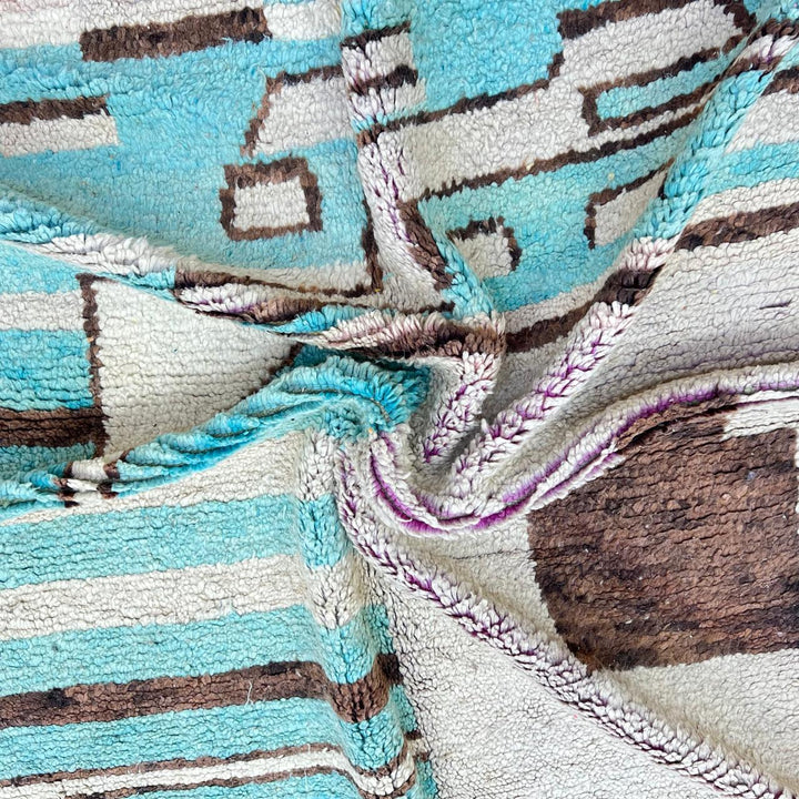 Vintage Moroccan Wool Rug 748 (8.23 × 5.44 ft)