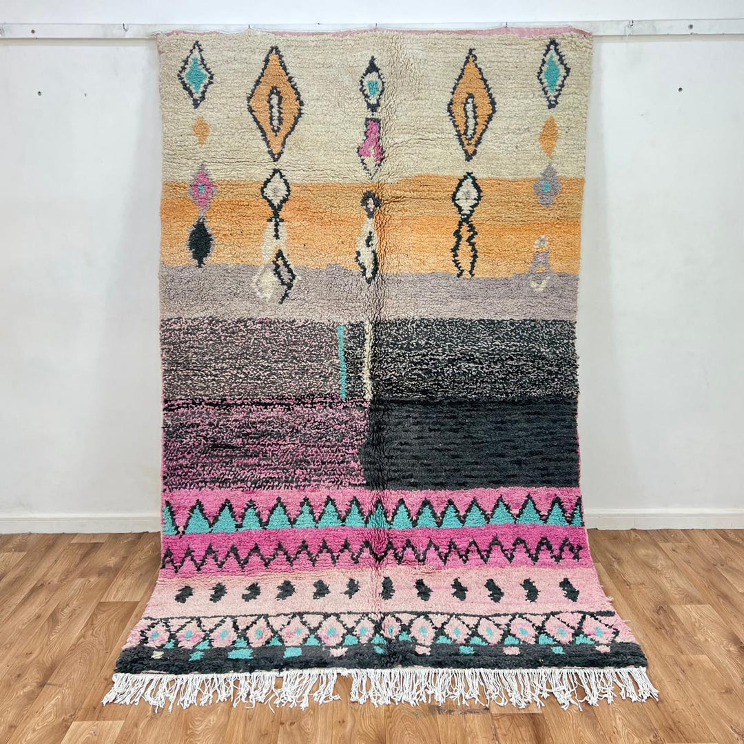 Vintage Moroccan wool rug 66 – handmade Berber carpet with pink, black, and aqua geometric patterns, 260 × 161 cm (8.53 × 5.28 ft).