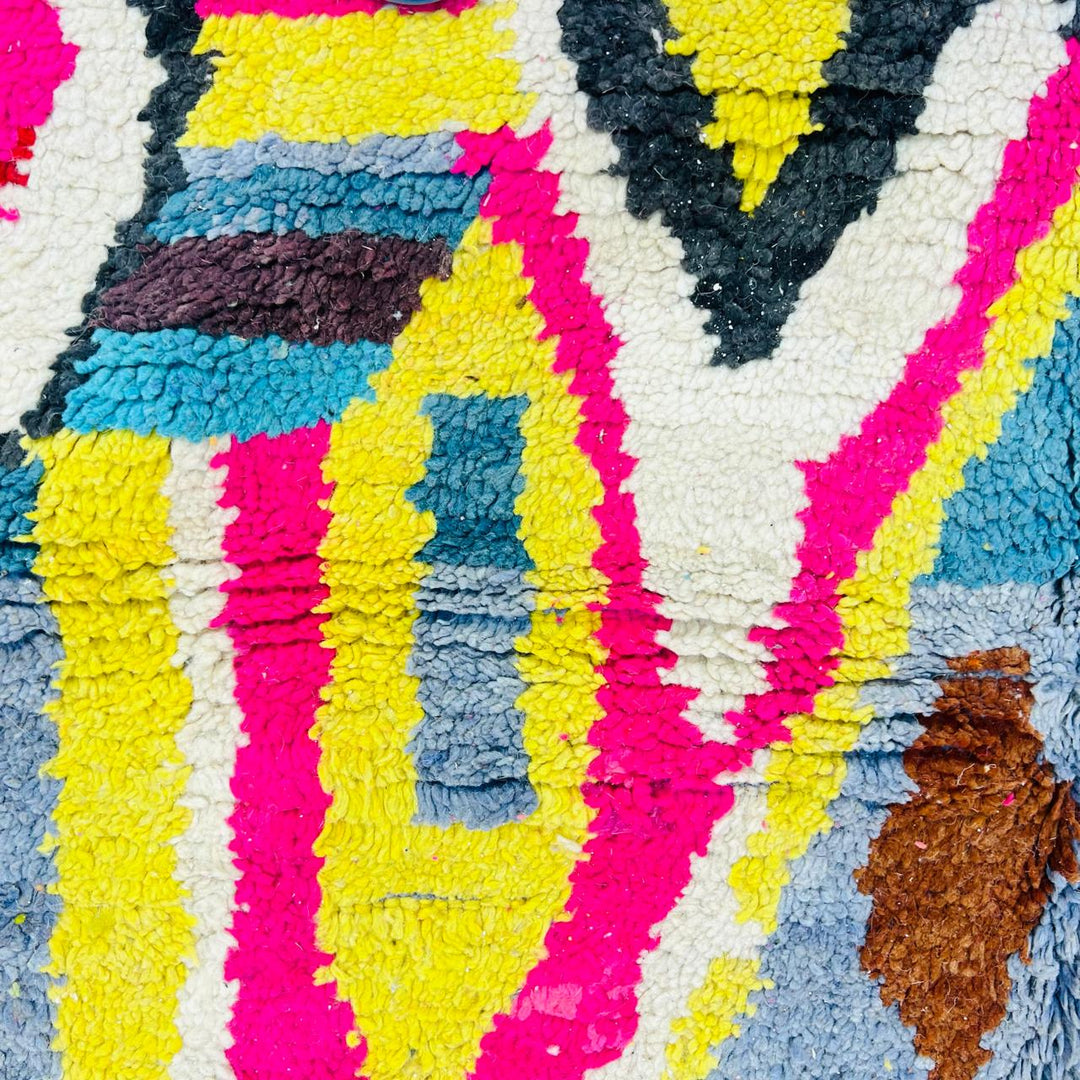 Vintage Moroccan Shag Rug – Bright Berber Design 631