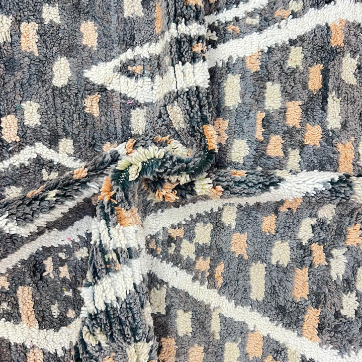 Vintage Moroccan wool rug 834 – handmade Berber carpet with black and beige geometric pattern. 295 × 193 cm (9.68 × 6.33 ft).