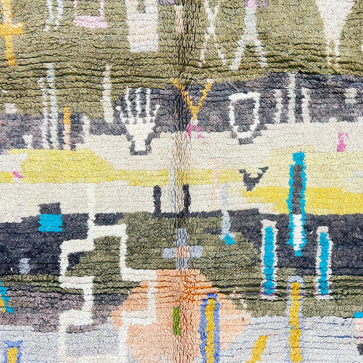 Vintage Moroccan wool rug 829 – handmade Berber carpet with olive green, yellow, beige, and tribal abstract patterns, 286 × 202 cm (9.38 × 6.62 ft).