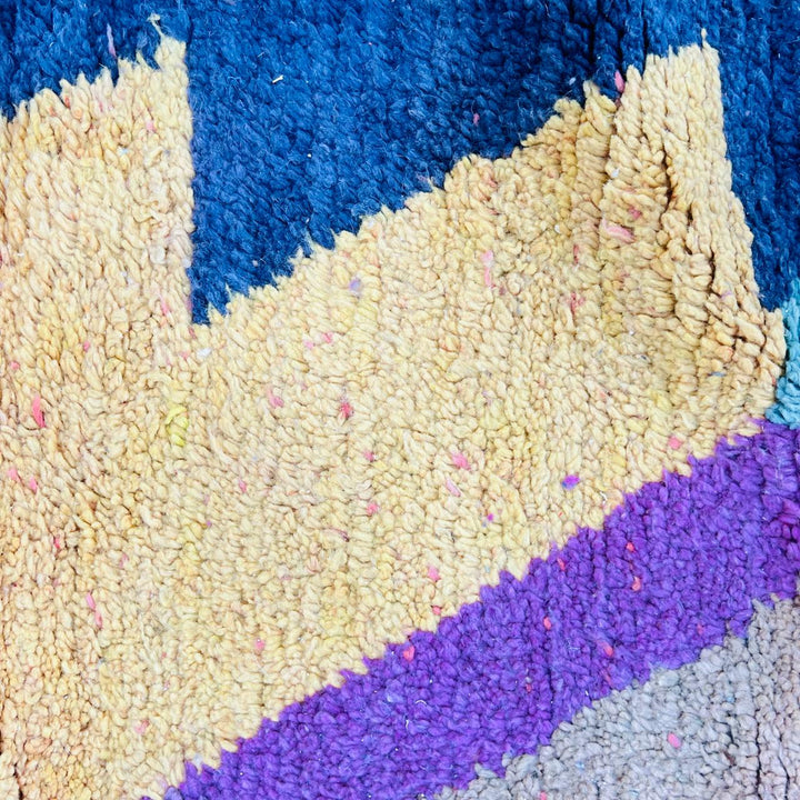 Vintage Moroccan Wool Rug – Bright Geometric Berber Design 596