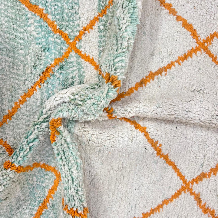 Vintage Moroccan wool rug 922 – handmade Berber carpet with cream and orange diamond lattice design. 294 × 207 cm (9.64 × 6.79 ft).