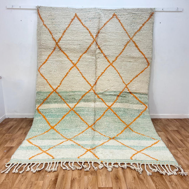Vintage Moroccan wool rug 922 – handmade Berber carpet with cream and orange diamond lattice design. 294 × 207 cm (9.64 × 6.79 ft).