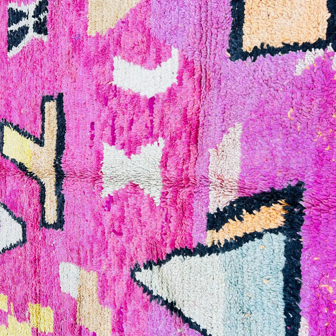 Pink Vintage Moroccan Wool Rug – Handmade Berber 679
