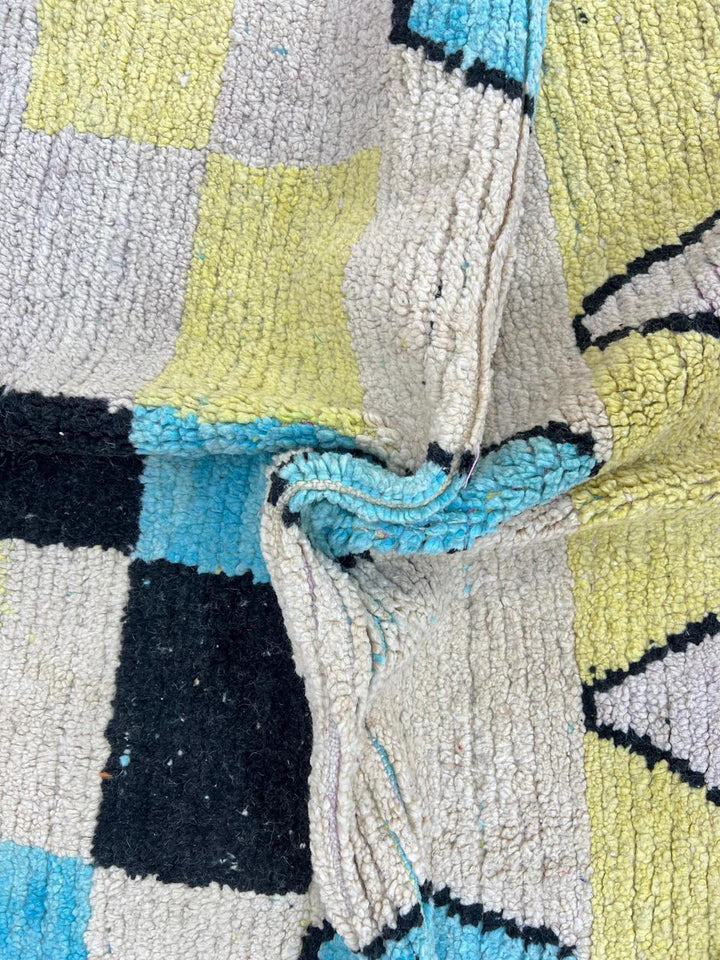 Vintage Moroccan Wool Rug – Handmade Berber 697