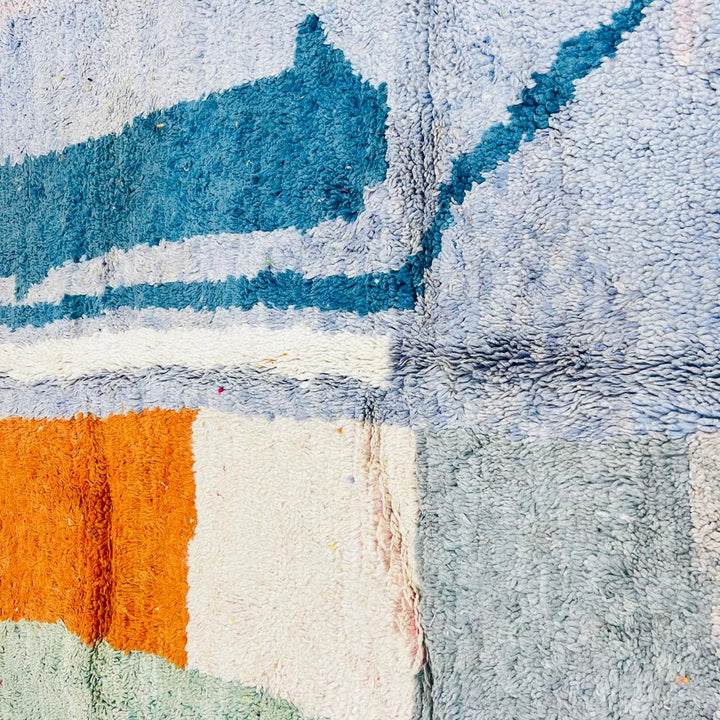 Vintage Moroccan Wool Rug – Handmade Abstract Design 717