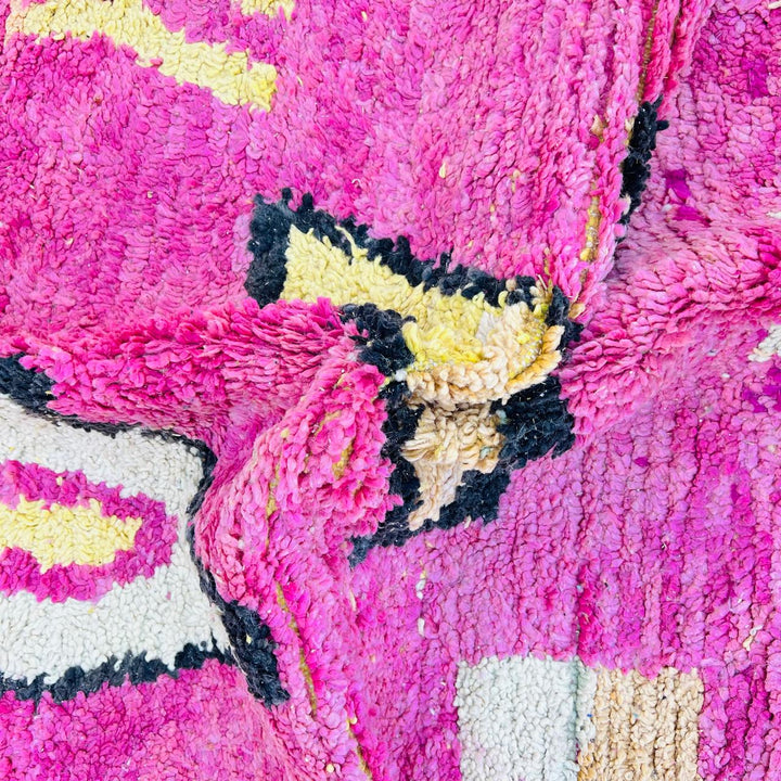 Pink Vintage Moroccan Wool Rug – Handmade Berber 679