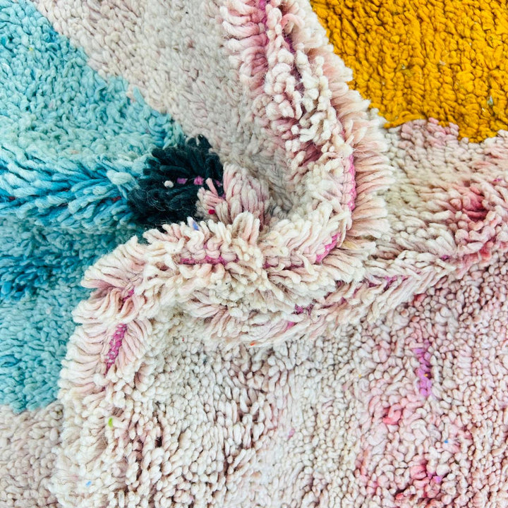 Vintage Moroccan wool rug JNN – handmade abstract Berber wool carpet 263 × 158 cm (8.63 × 5.18 ft).