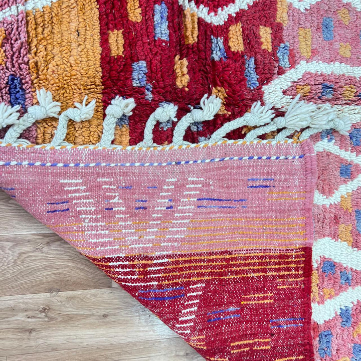 Vintage Moroccan wool rug 832 – handmade red and orange abstract Berber carpet with geometric details (292 × 190 cm / 9.57 × 6.23 ft).