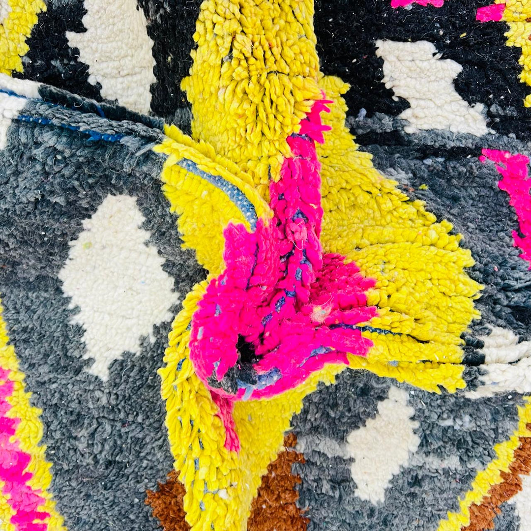 Vintage Moroccan Shag Rug – Bright Berber Design 631