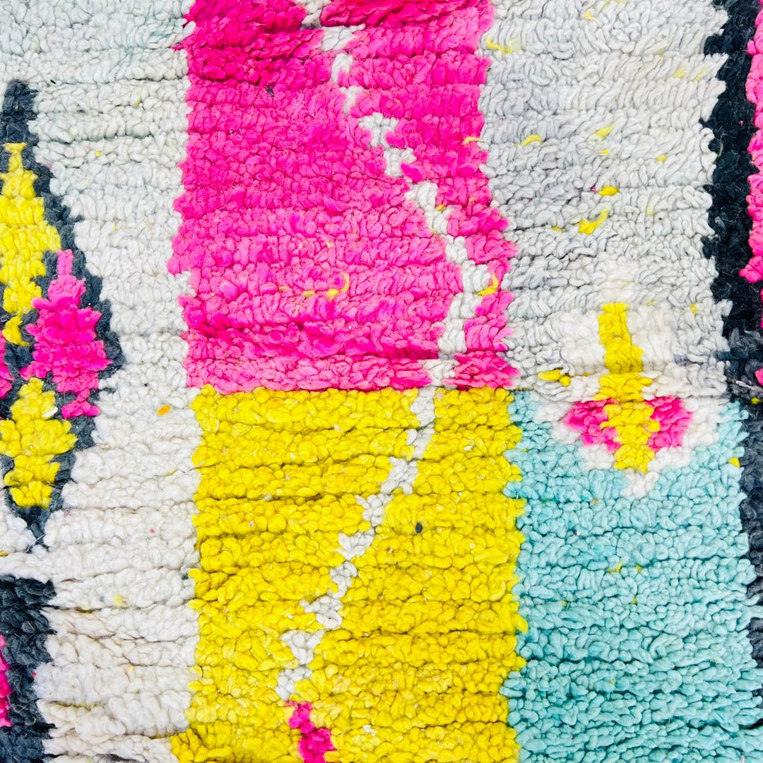 Vintage Moroccan Area Rug – Bright Geometric Berber Wool Art