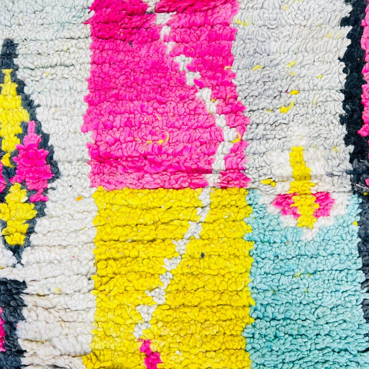 Vintage Moroccan Area Rug – Bright Geometric Berber Wool Art