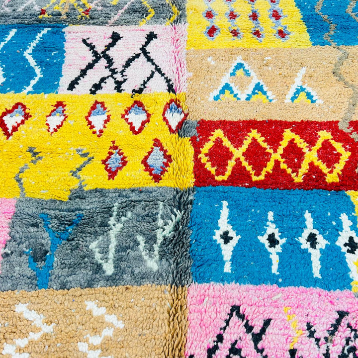 Vintage Moroccan Rug – Colorful Azilal Wool Carpet