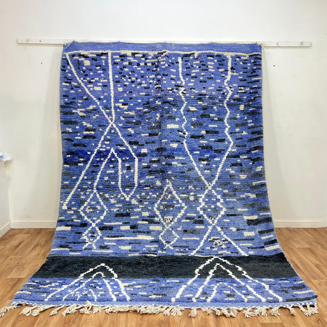 Vintage blue Moroccan wool rug with ivory Berber patterns, handwoven tribal carpet from Morocco, size 212x292 cm